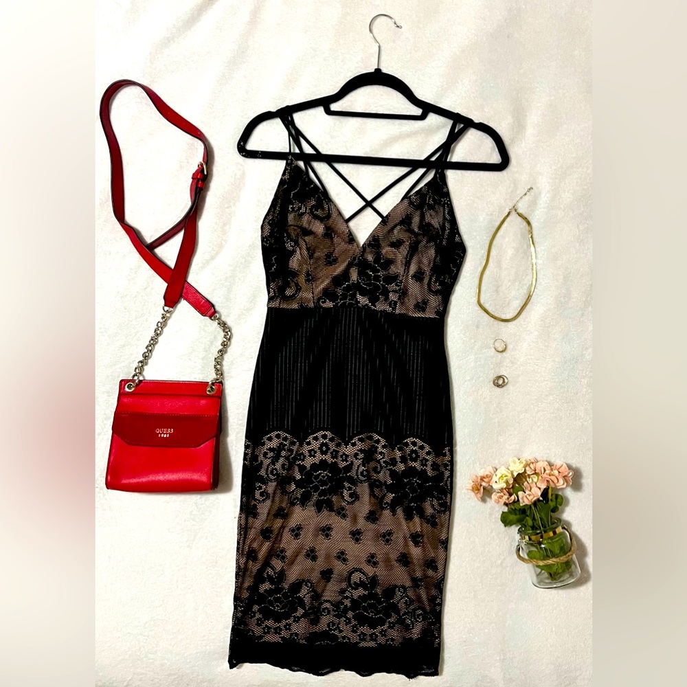 NEW Sexy Vintage Fitted Lace Strappy Dress. Brand:Sabora Size:S Color:Black Lace